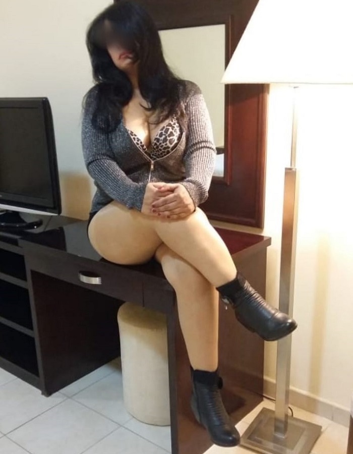 College Escorts Services in Gurgaon